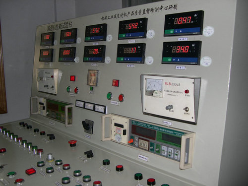 減速機(jī)性能試驗(yàn)臺(tái)